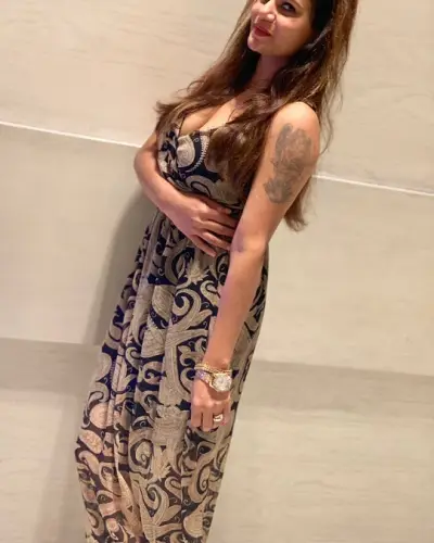 Bina Escort